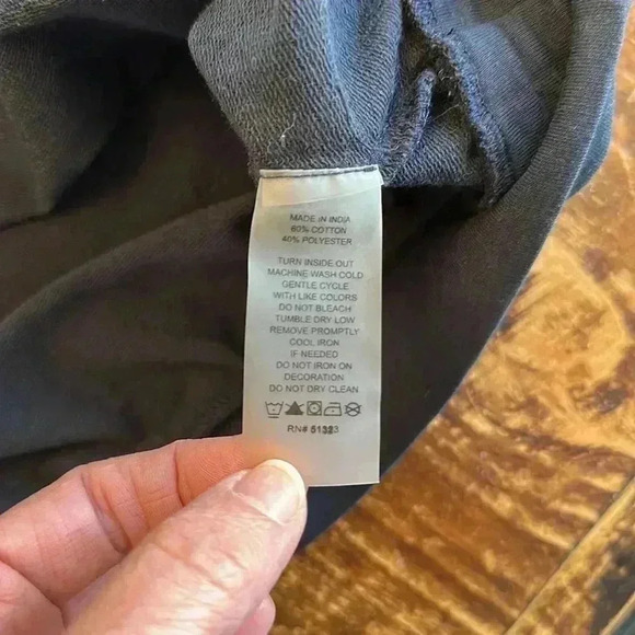 Vince Camuto | Navy Blue "Gameday" Crewneck Sweatshirt - Picture 4 of 4